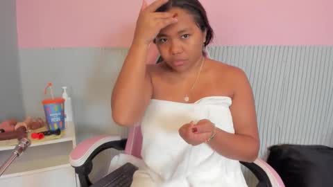 Snapshot of yeika_foxy chatting on 02.13.26 yeika_foxy online show from 02.13.26