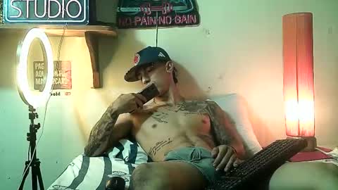 Snapshot of yeisoncastellanos1999 chatting on 05.06.26 yeisoncastellanos1999 online show from 05.06.26