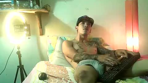 yeisoncastellanos1999 online show from 07.08.26