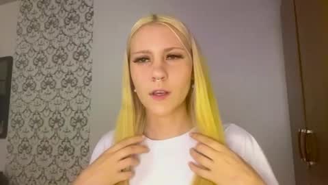 Lana online show from 07.22.26