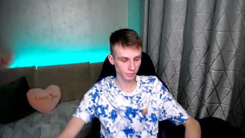 Snapshot of yes_cute_boy_ chatting on 02.03.25 Eden online show from 02.03.25