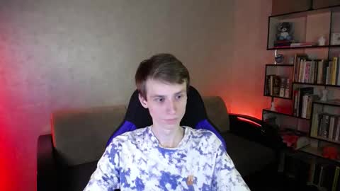 Snapshot of yes_cute_boy_ chatting on 09.27.25 Eden online show from 09.27.25