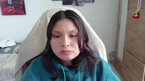 yessica_gomez01 online show from 05.18.26