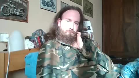 yeti_92 online show from 02.15.25