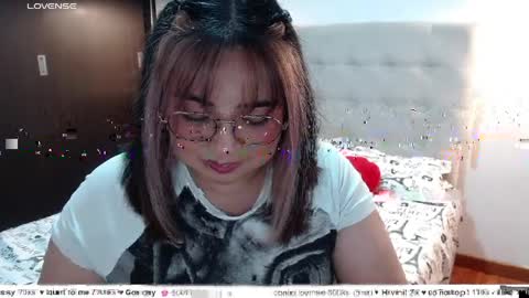 hii i am yini online show from 04.07.26