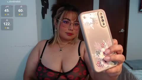 hii i am yini online show from 05.30.26