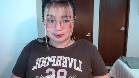 hii i am yini online show from 07.15.26