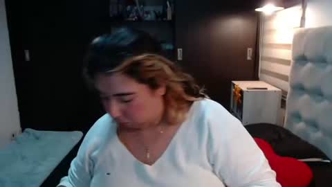 hii i am yini online show from 07.29.26