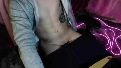 Darius online show from 10.22.25