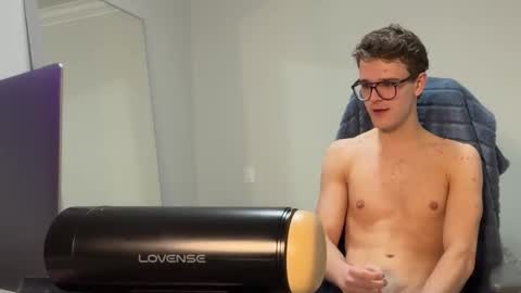 yngdesire1 online show from 02.15.26