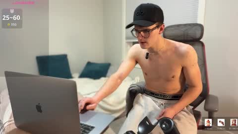 yngdesire1 online show from 02.22.26