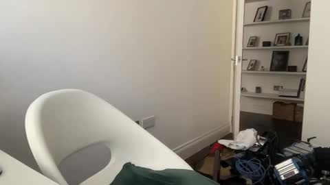 ynkhycvzlnnl online show from 04.30.26