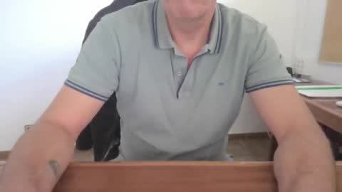 Snapshot of yo47 chatting on 11.11.25 Yo47 online show from 11.11.25