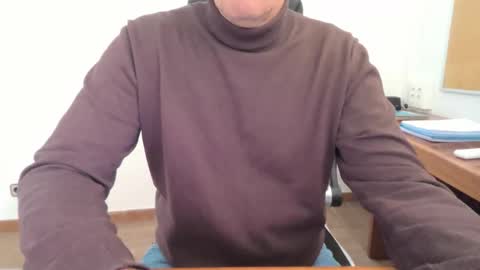 Snapshot of yo47 chatting on 12.02.25 Yo47 online show from 12.02.25