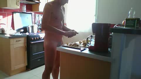 Snapshot of yoannsexmalo chatting on 09.17.25 Yoann online show from 09.17.25