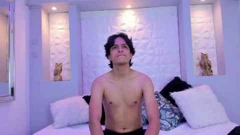 Yoiirchi online show from 04.08.26