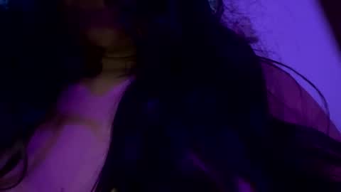 Snapshot of yorlenig692 chatting on 11.14.25 yorlenig692 online show from 11.14.25