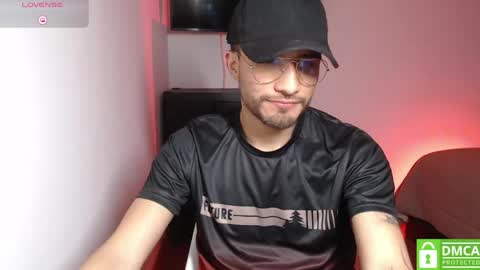 Snapshot of yoshy_man chatting on 05.07.26 yoshy_man online show from 05.07.26