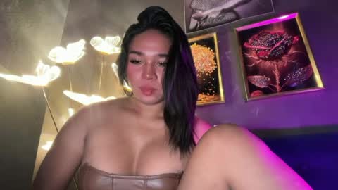 Snapshot of you_should_try chatting on 05.26.26 Denice online show from 05.26.26