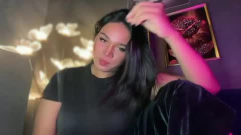 Snapshot of you_should_try chatting on 06.11.26 Denice online show from 06.11.26