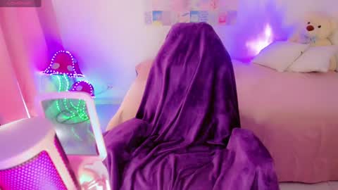 Snapshot of youcanbetheboss1 chatting on 01.24.25 Cris online show from 01.24.25