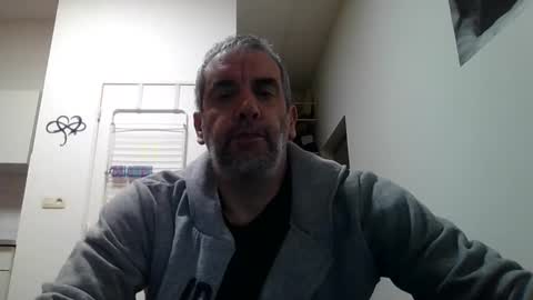 Snapshot of youdeservit chatting on 02.17.25 CrayZio online show from 02.17.25