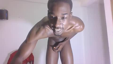 Snapshot of youn_king chatting on 12.12.24 ALEX online show from 12.12.24