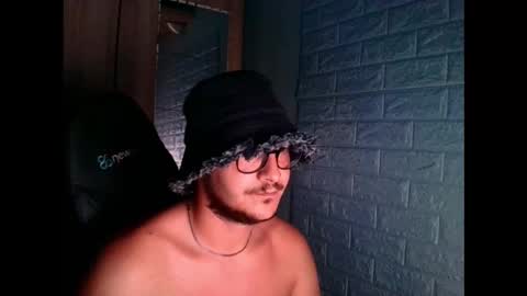 A... online show from 09.11.25