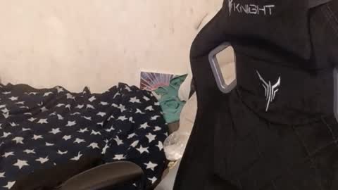 Snapshot of your_8a8y chatting on 12.11.24 your_8a8y online show from 12.11.24