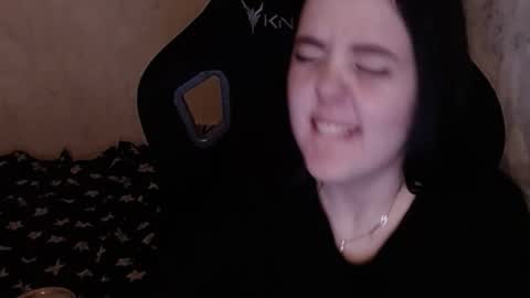 Snapshot of your_8a8y chatting on 12.11.24 your_8a8y online show from 12.11.24