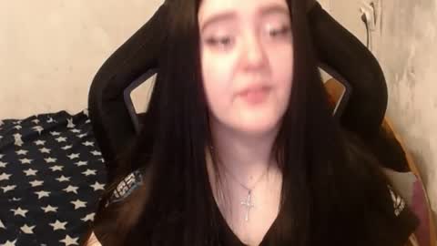 Snapshot of your_8a8y chatting on 01.20.25 your_8a8y online show from 01.20.25