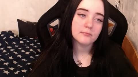 Snapshot of your_8a8y chatting on 03.11.25 your_8a8y online show from 03.11.25