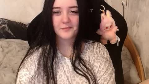 Snapshot of your_8a8y chatting on 09.25.25 your_8a8y online show from 09.25.25