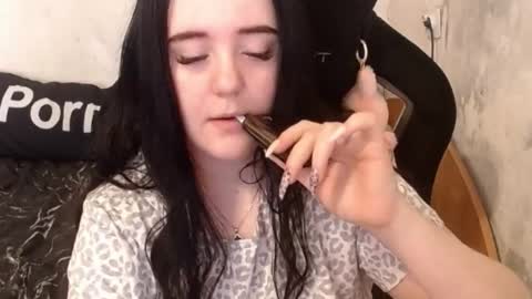 Snapshot of your_8a8y chatting on 10.07.25 your_8a8y online show from 10.07.25