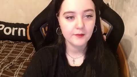 Snapshot of your_8a8y chatting on 10.27.25 your_8a8y online show from 10.27.25