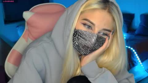 Snapshot of your___barbie chatting on 01.03.25 Barbie online show from 01.03.25