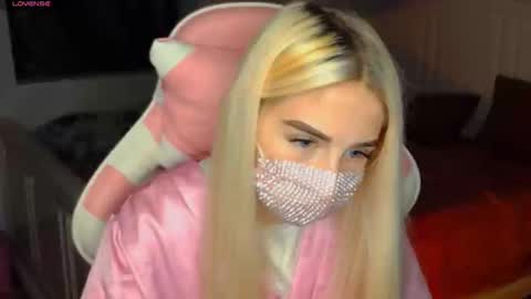 Snapshot of your___barbie chatting on 01.05.25 Barbie online show from 01.05.25