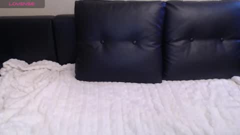 Maria Love online show from 12.26.24