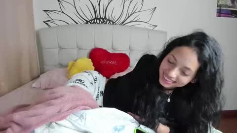 mia3 online show from 02.23.25