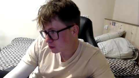 Max online show from 05.13.26