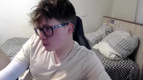 Max online show from 05.25.26