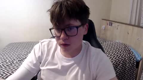 Max online show from 06.10.26
