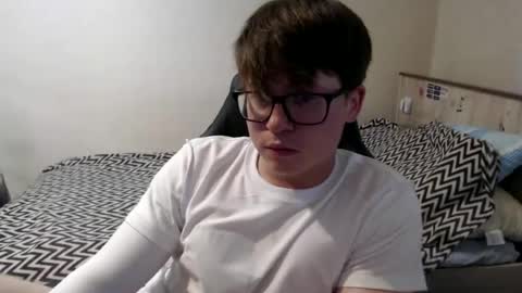 Max online show from 06.17.26