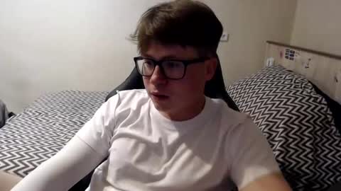 Max online show from 07.07.26
