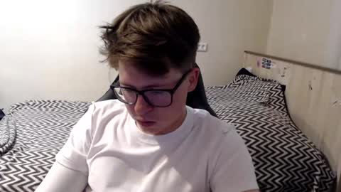 Max online show from 07.16.26