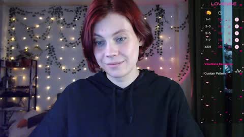 Snapshot of your_corvus chatting on 01.08.25 your_corvus online show from 01.08.25