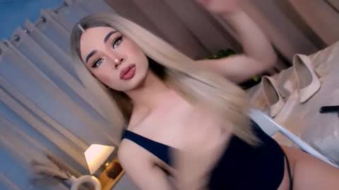 Snapshot of your_dimplecummer chatting on 02.01.26 CALL ME DIMPLE STAR xx online show from 02.01.26