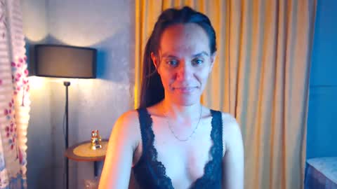 Snapshot of your_dirty_little_secret_ chatting on 12.09.24 Alexa online show from 12.09.24