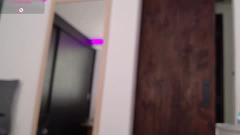 Snapshot of your_dream1217 chatting on 02.12.25 Valery online show from 02.12.25