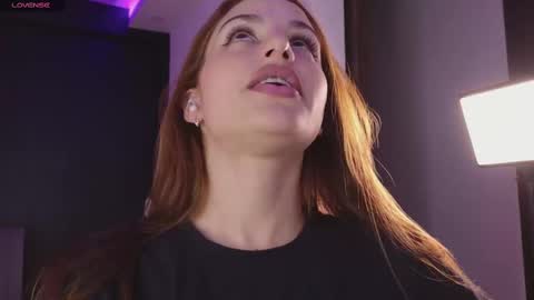 Snapshot of your_dream1217 chatting on 03.04.25 Valery online show from 03.04.25